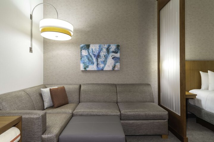 Room 21 of 51