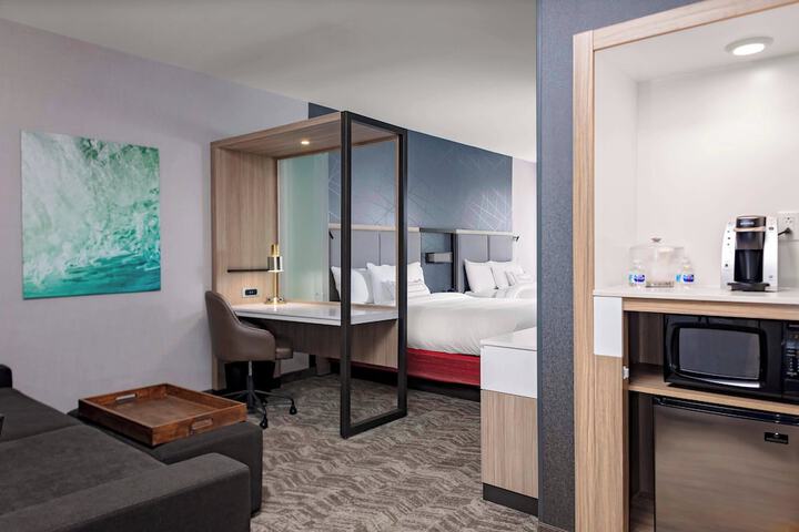 Room 15 of 24