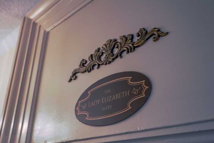 The Woodview Inn