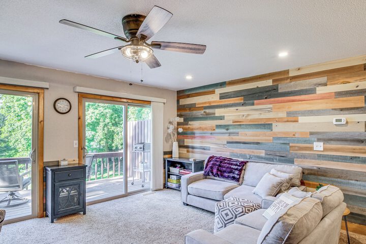 Beach & Lake Access: Brainerd Townhome