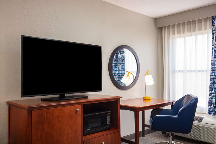 Hampton Inn & Suites El Paso-Airport