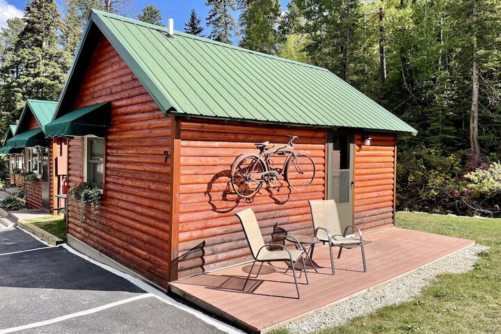 Whitetail Creek Resort