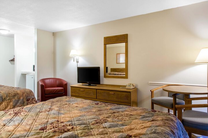 Room 7 of 22
