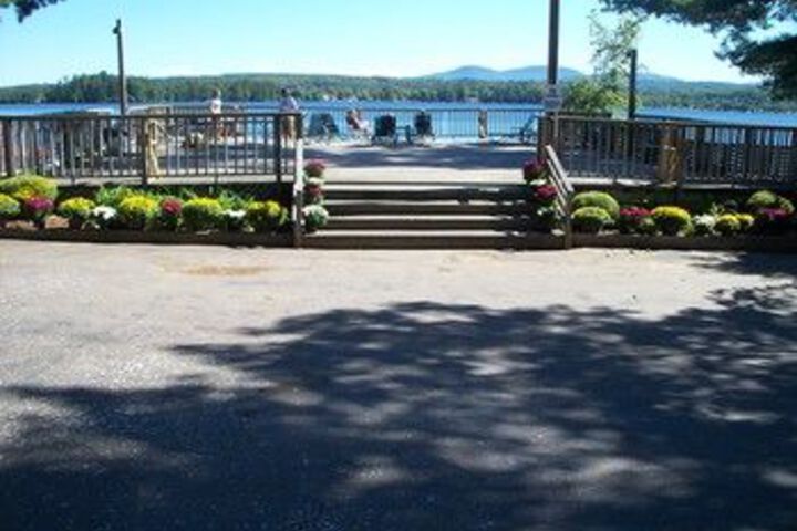 Anchorage at the Lake