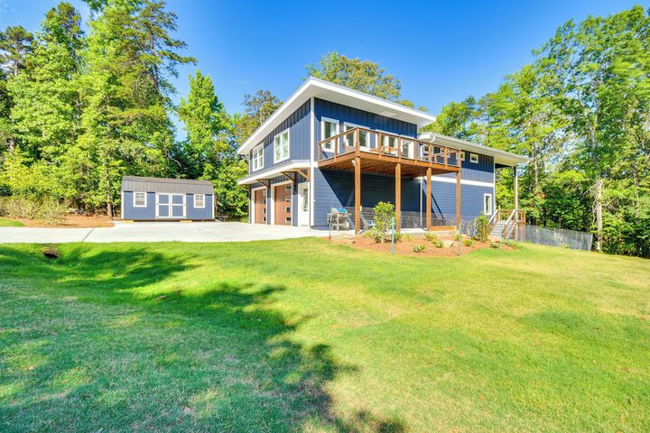 Waterfront Hartwell Apartment w / Dock Access!