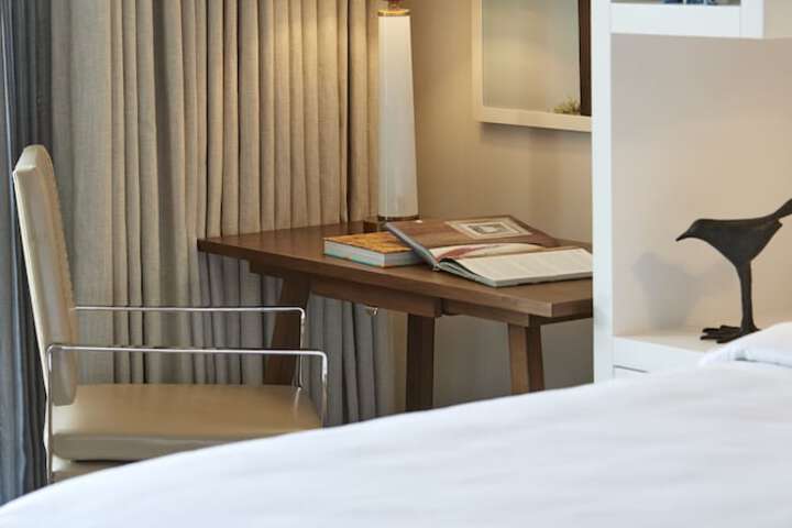 Lido House Autograph Collection