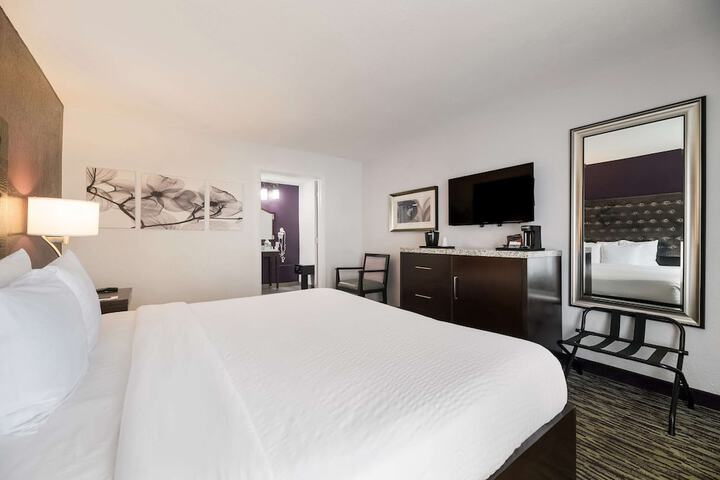 Room 45 of 60