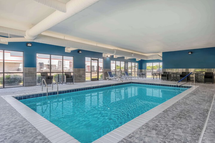 Hampton Inn New Philadelphia