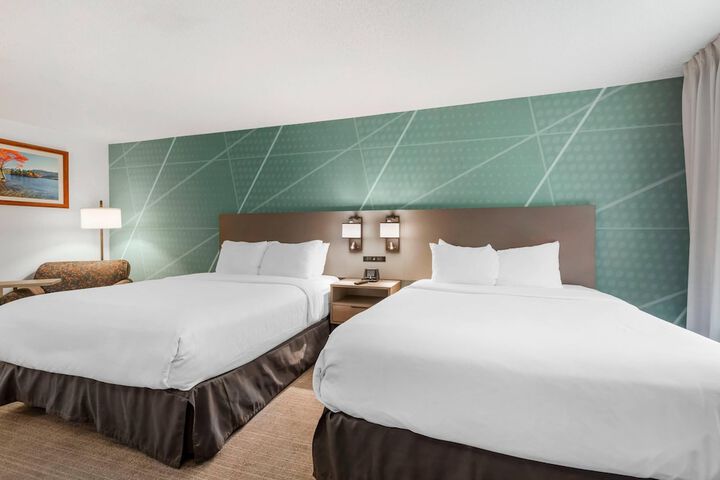 Comfort Inn & Suites Lake George