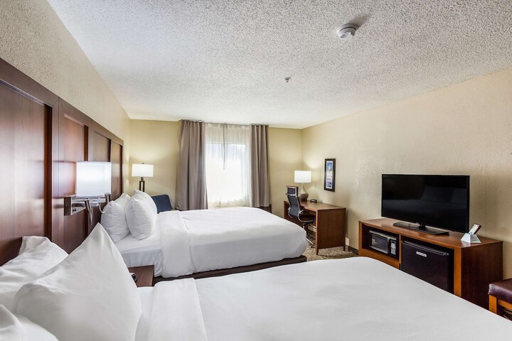 Room 21 of 39
