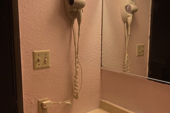 Room 18 of 31