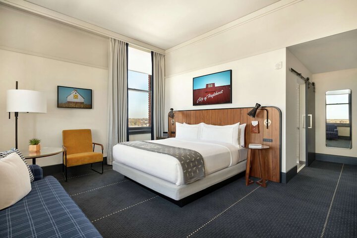 The Central Station Memphis Curio Collection by Hilton