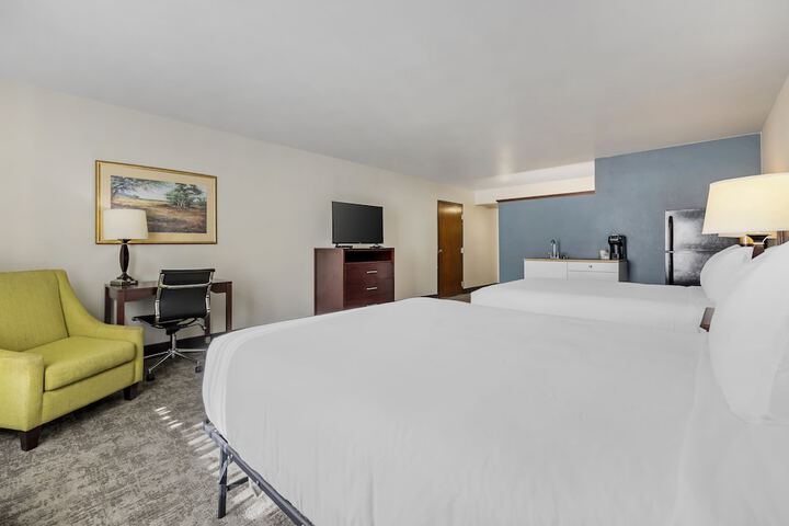 Room 18 of 32