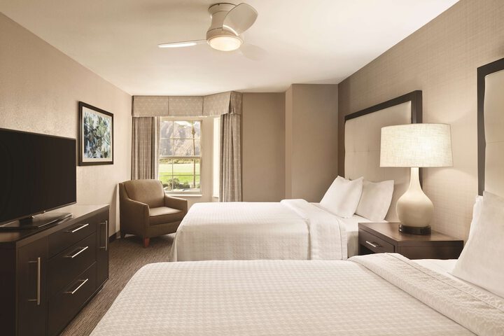 Room 15 of 36