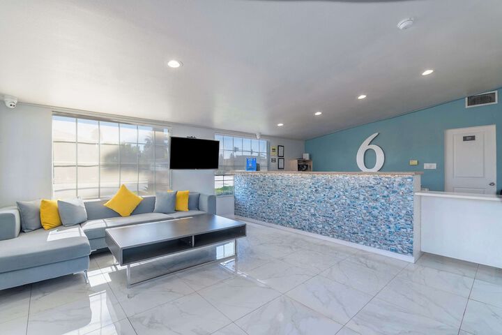 Studio 6 Suites Madera California - Yosemite