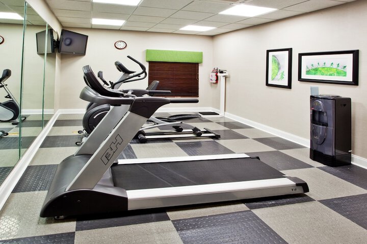 Holiday Inn Express Atlanta West - Theme Park Area by IHG