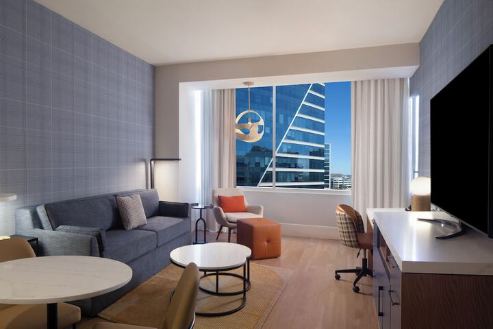 Hilton Dallas / Plano Granite Park
