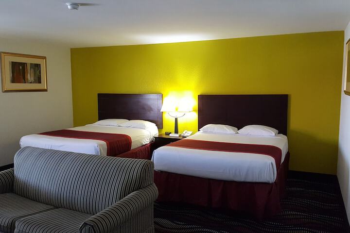 Room 37 of 47