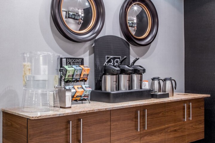 Breakfast/Coffee Service 59 of 70