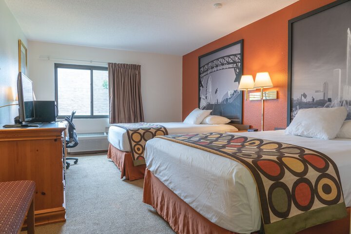 Room 12 of 49