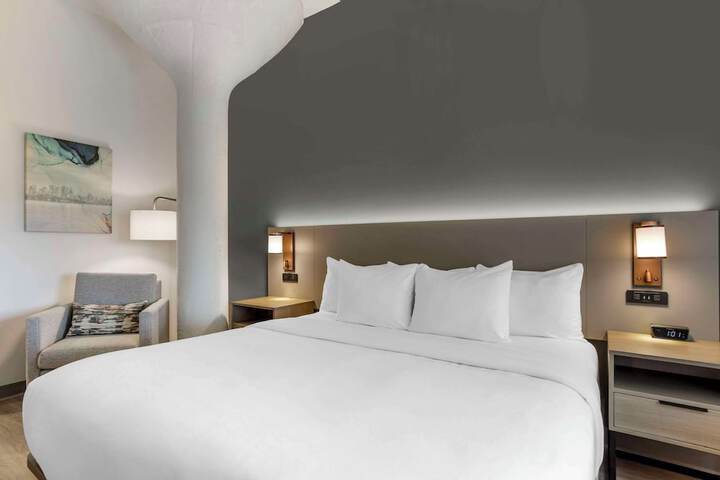 Room 20 of 82