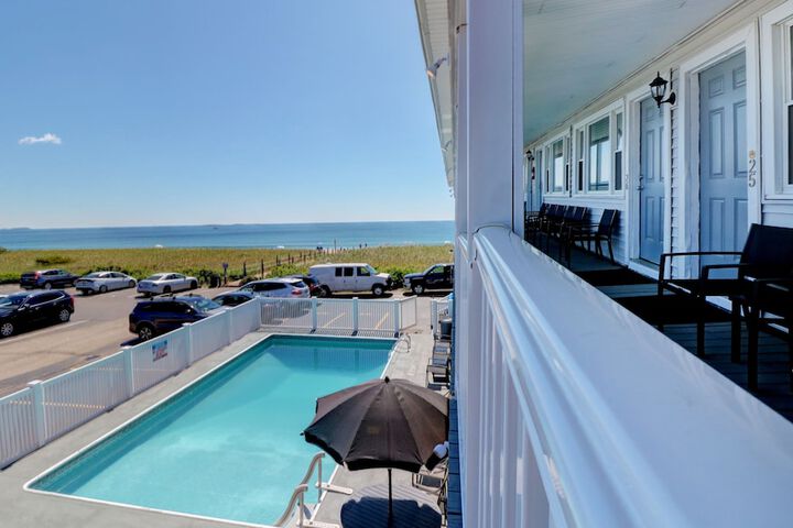 Pool 12 of 71