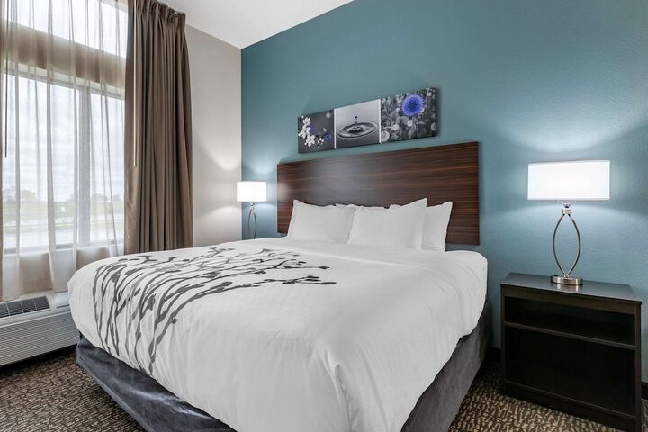 Room 21 of 29