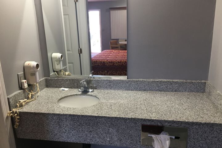 Room 20 of 51