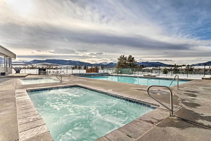 Cozy Fraser Mtn Retreat w / Shuttle to Winter Park