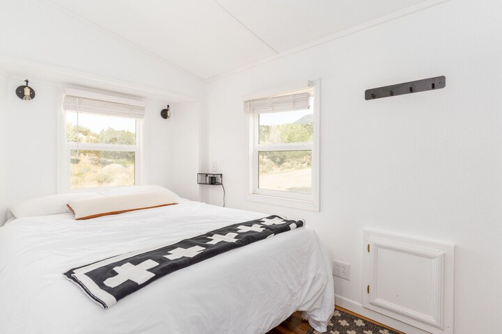 BV Overlook Camp & Lodging