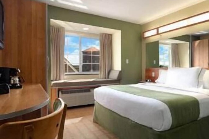 Microtel Inn & Suites by Wyndham Saraland / North Mobile