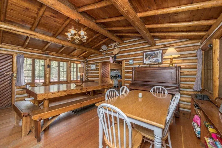 Ennis - T-lazy-b Ranch