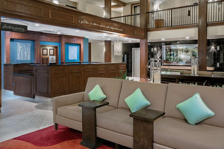 Hotel Interior 11 of 38