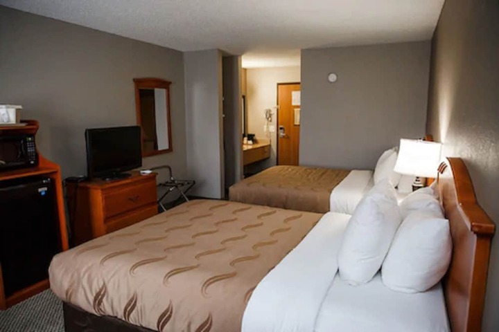 Room 5 of 23