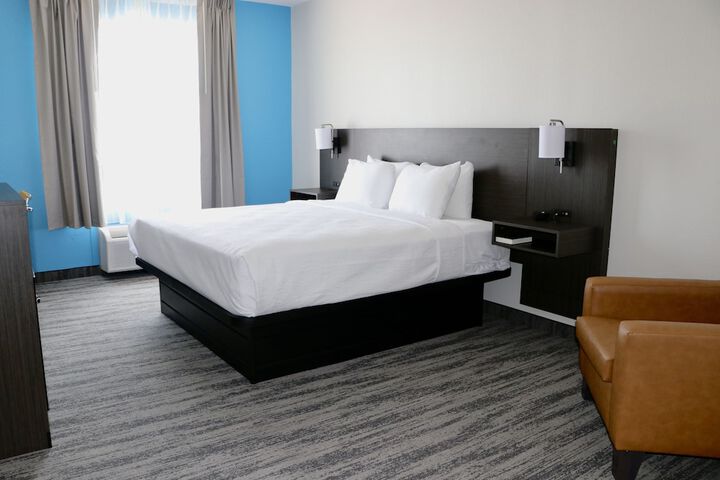 Room 13 of 22