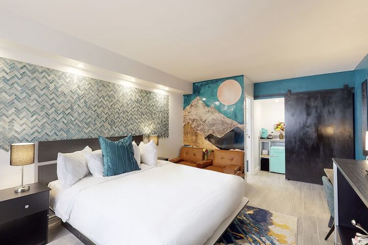Hotel Zazz
