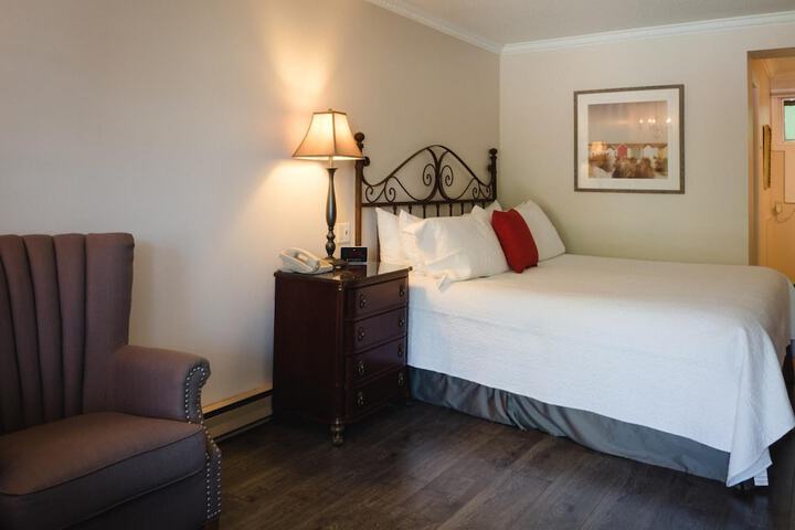 Room 13 of 29