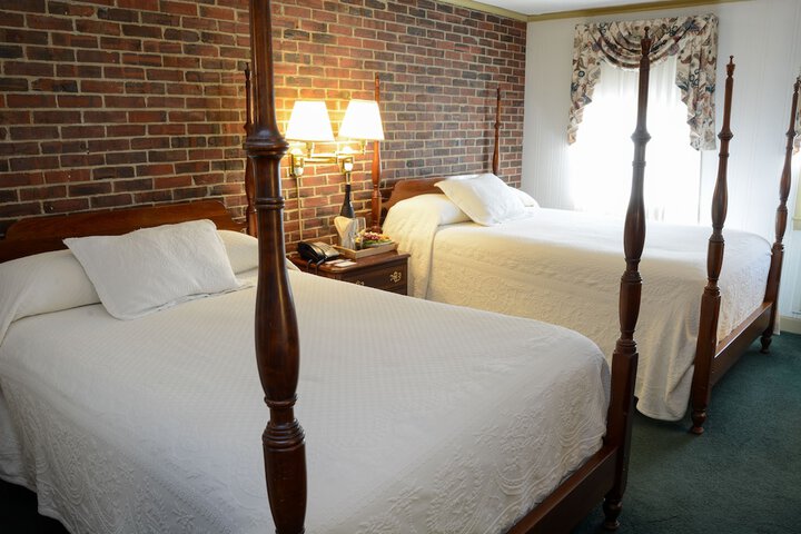 Room 12 of 49