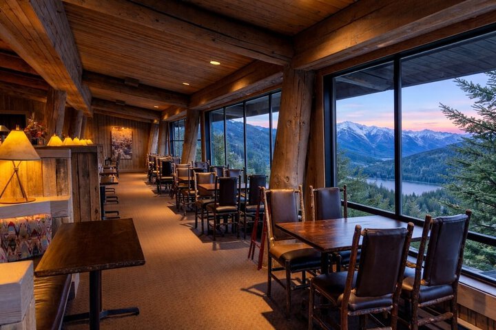 Sun Mountain Lodge