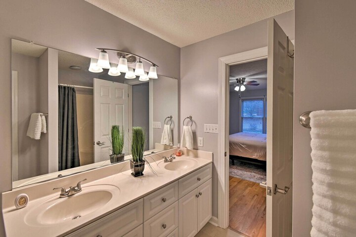 Pet-friendly Lillington Abode 1 Mi to River