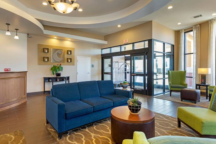 Comfort Suites Barstow near I-15