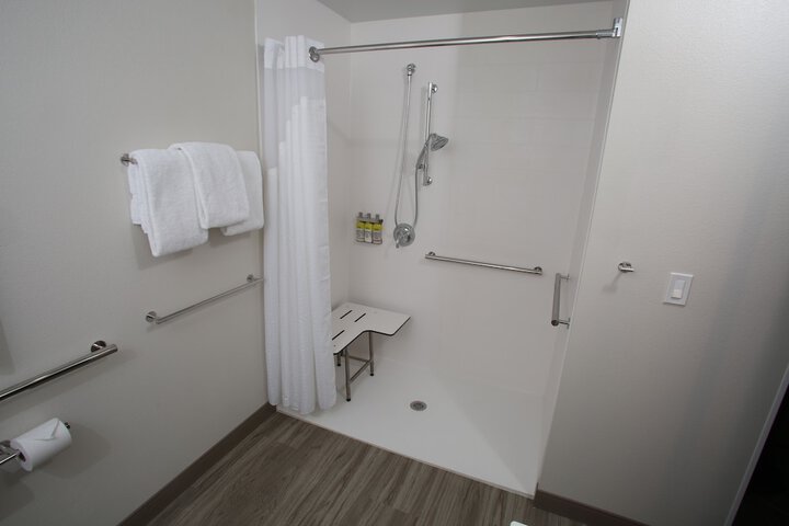 Room 20 of 51