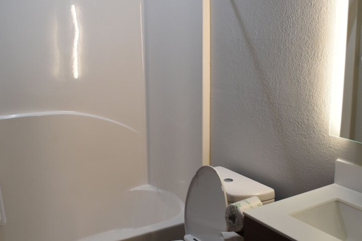 Room 20 of 65