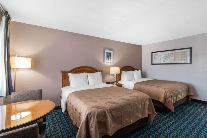 Room 20 of 38
