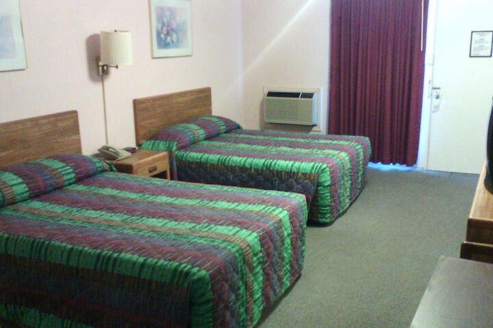 Room 21 of 24