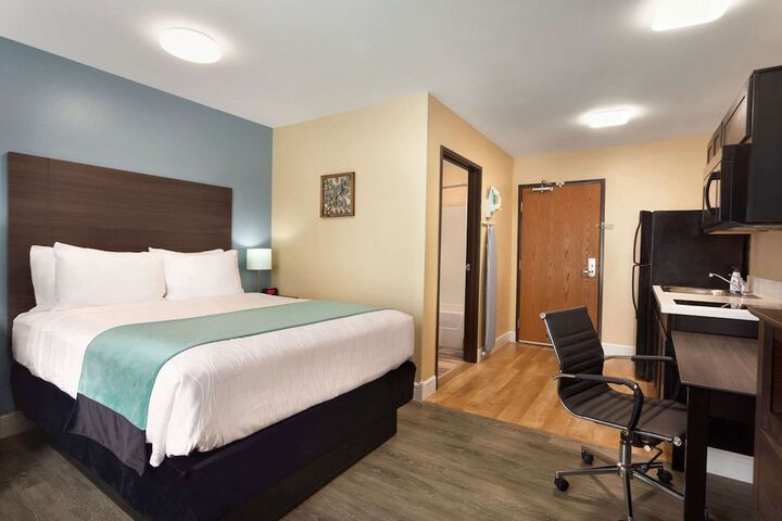 Room 41 of 60