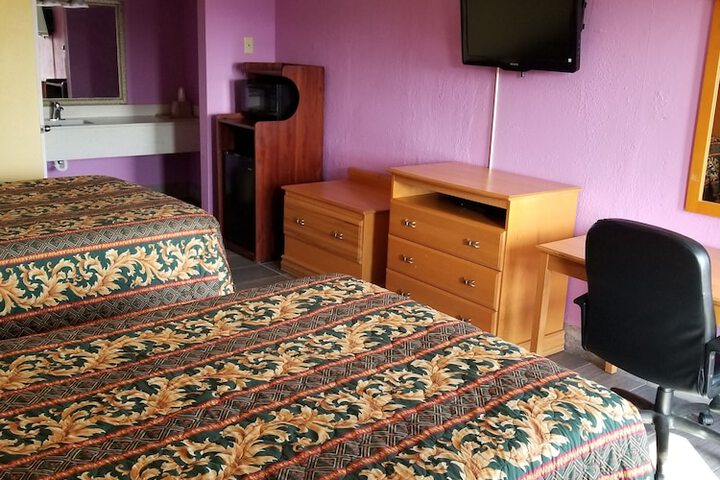 Room 7 of 17