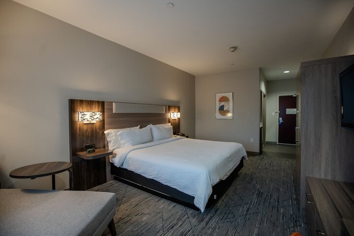 Room 51 of 87