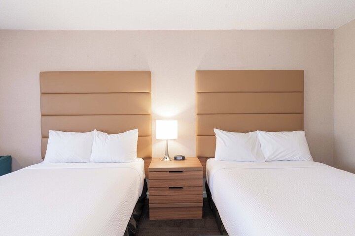 Sandman Hotel Terrace
