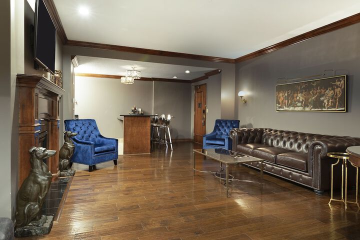 Des Lux Hotel